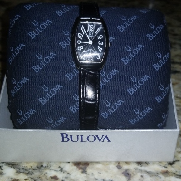 Women's Bulova watch - Picture 2 of 7